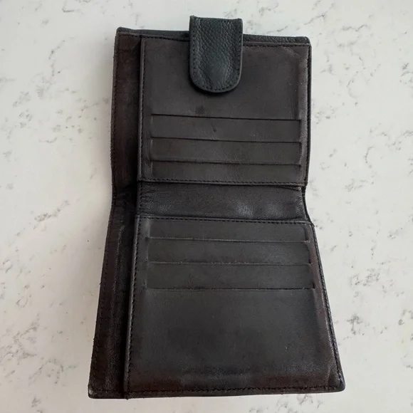 Inspired Black Wallet - Picture 4 of 4